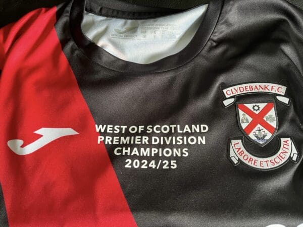 Champions printed away shirt
